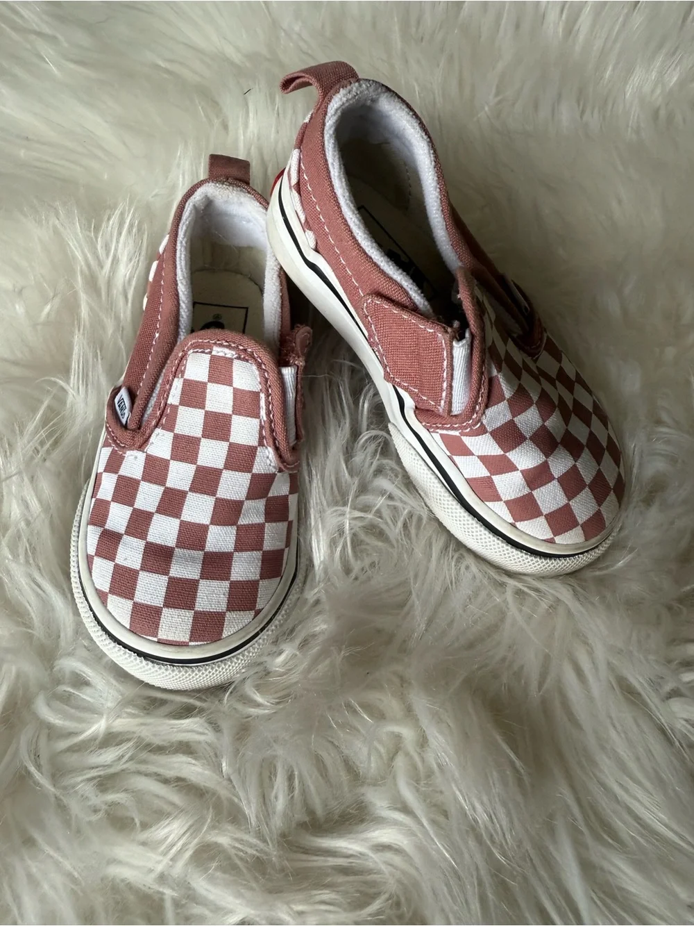 Vans slip sneakers